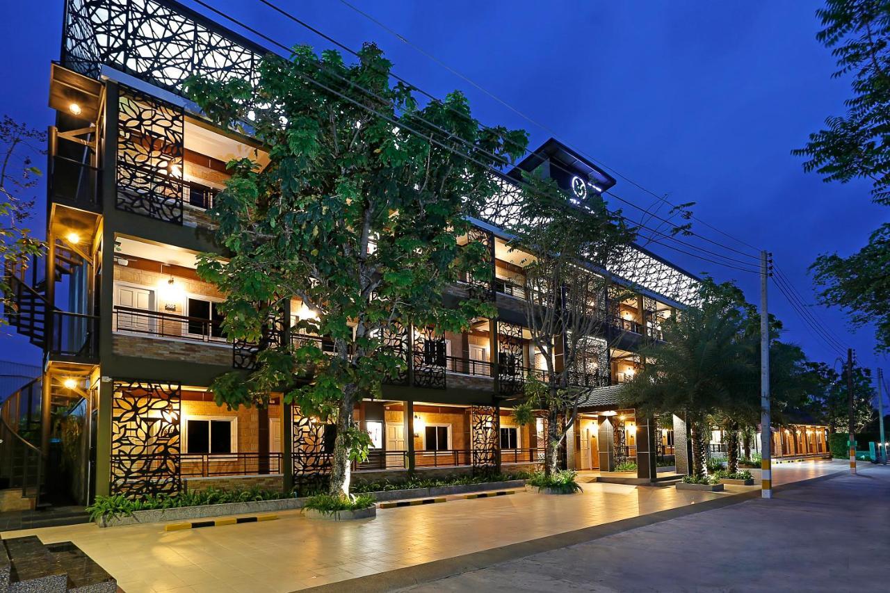 The Vega Resort Chonburi Bagian luar foto