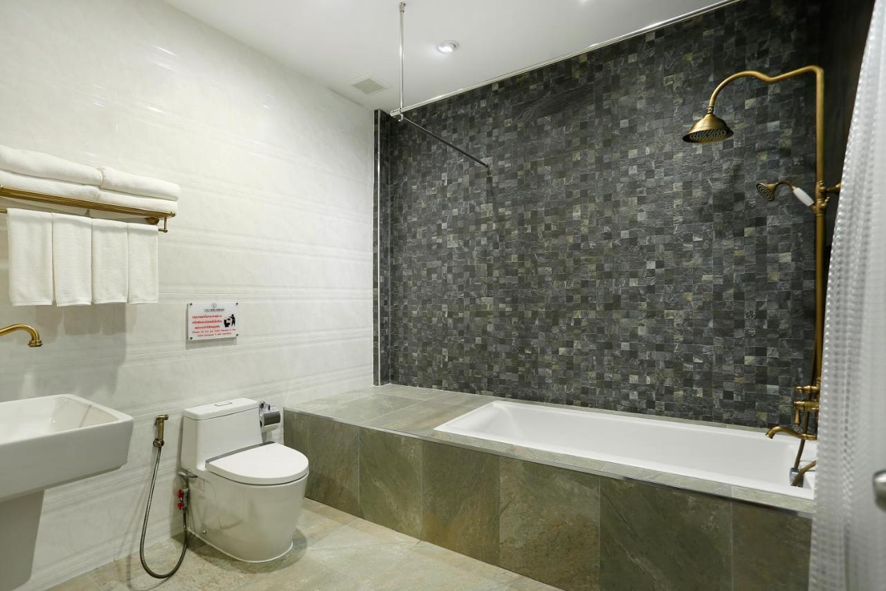 The Vega Resort Chonburi Bagian luar foto